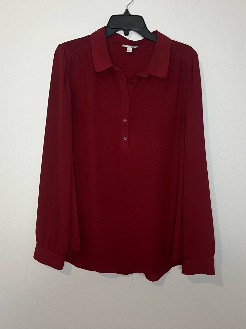 14th & Union Burgundy Long-Sleeve Button-Front Blouse